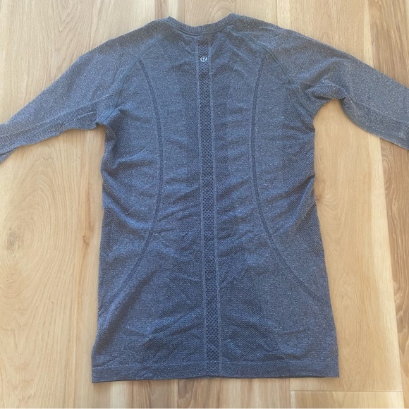 Lululemon Swiftly Tech Long-Sleeve Shirt - Picture 9 of 11